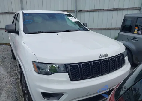 2021 Jeep Grand Cherokee 80Th Anniversary 4X2 z USA, uszkodzony, nr VIN 1C4RJEBG9MC517295